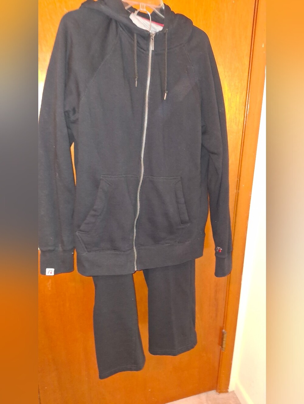 Mens RUSSELL brand Athetic 2 Pc. Sweatsuit (M)